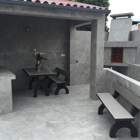Casa A 5 Minutos A Pe Da Praia Ponta Delgada  Luaran gambar